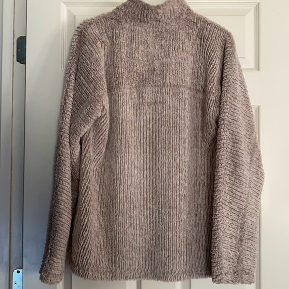 Tan like new Medium True Grit pullover - Picture 5 of 7